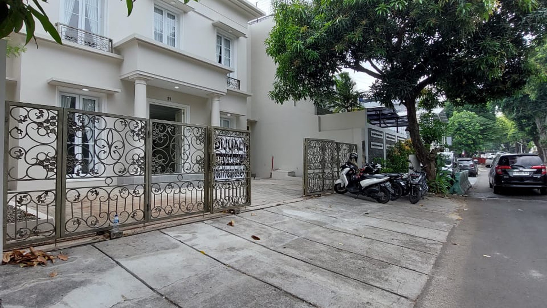 Dijual Rumah Cantik Kebayoran Baru