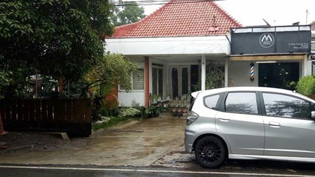 Rumah Usaha Mainroad di Sayap Dago, Bandung 