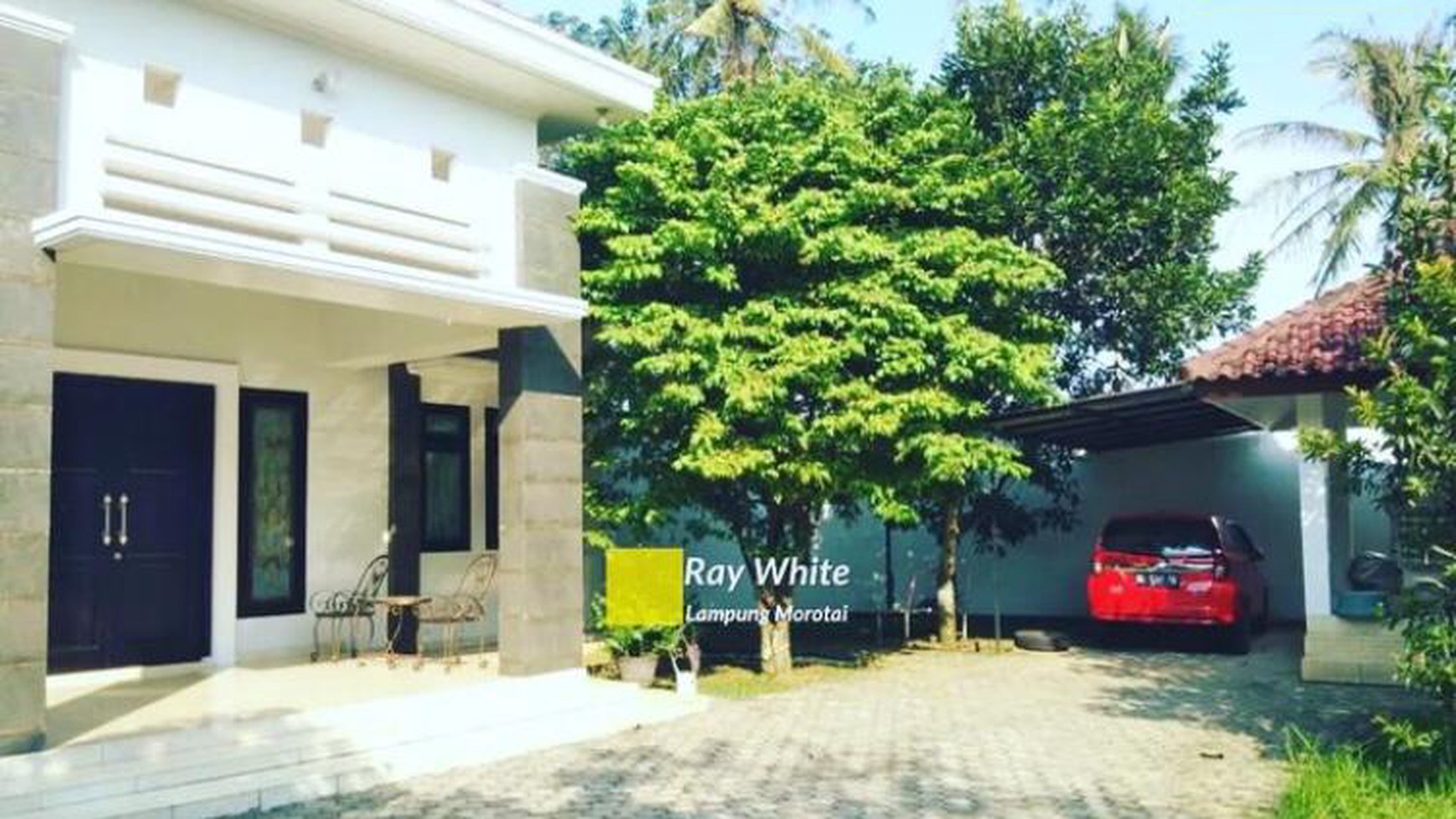 Rumah plus kios dengan tanah luas di Way Hui Jati Agung Lamsel