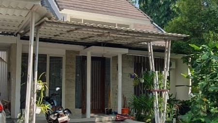 Dijual Rumah di Green Hill Citraland Surabaya