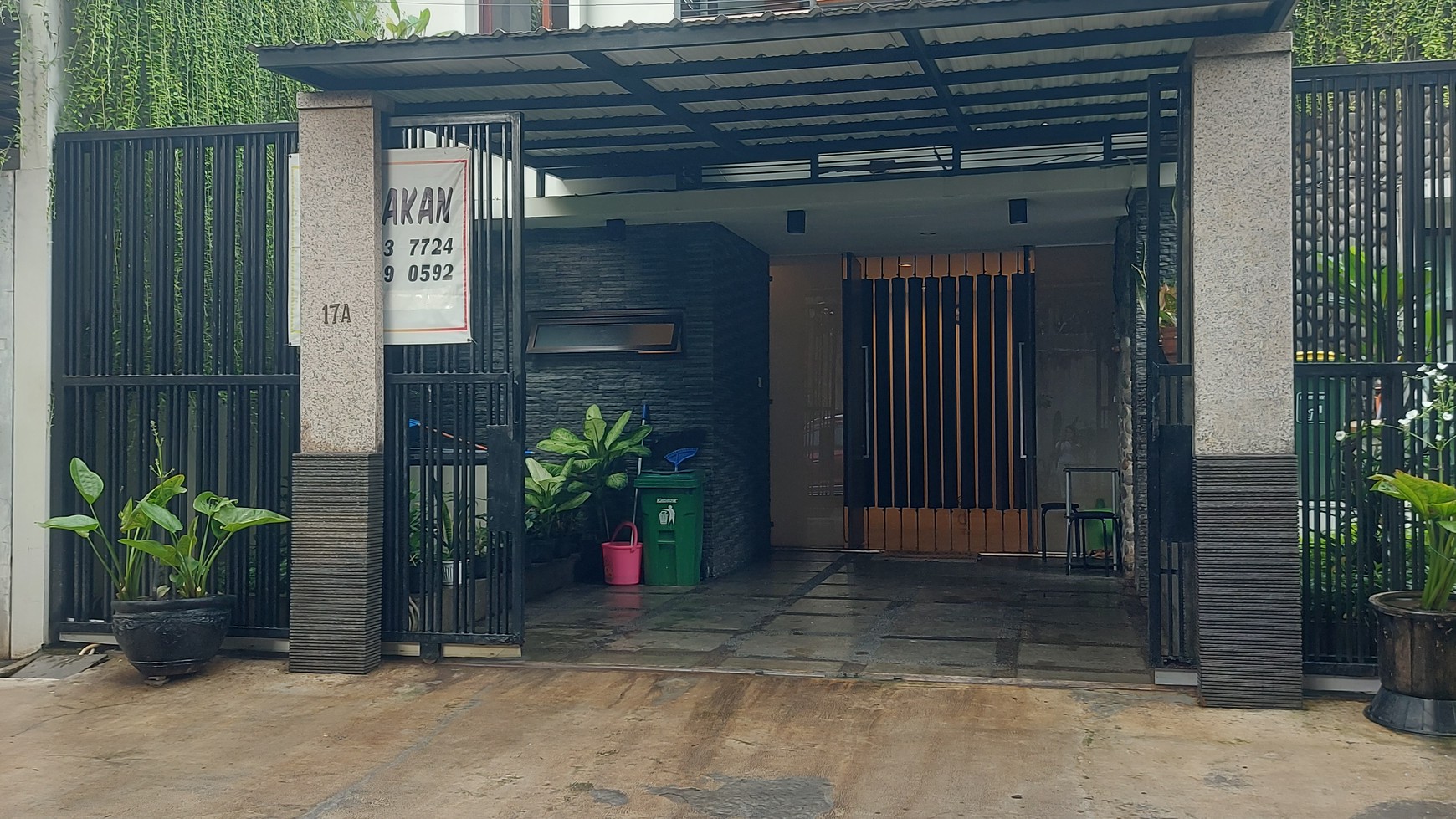 Rumah bagus dan nyaman kebayoran baru