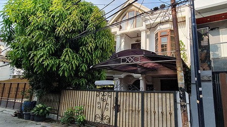 Rumah Komplek Walikota, Kuning Langsat Kelapa Gading Luas 8x16m2