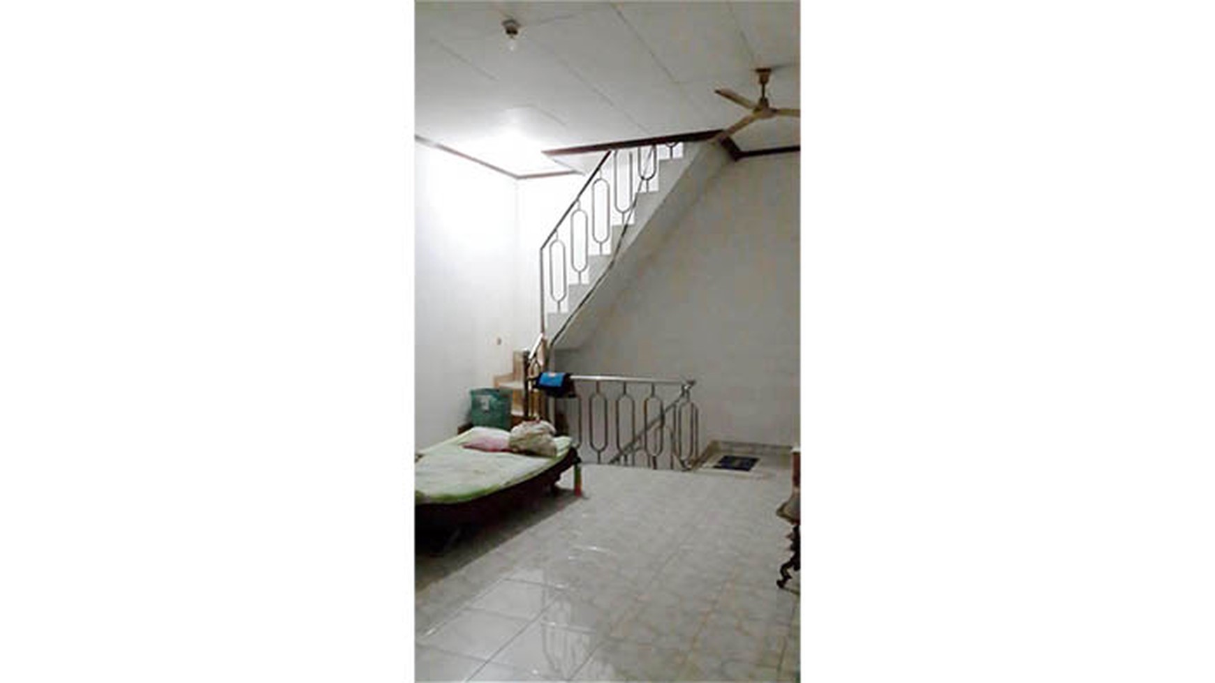 Rumah Komplek Walikota, Kuning Langsat Kelapa Gading Luas 8x16m2