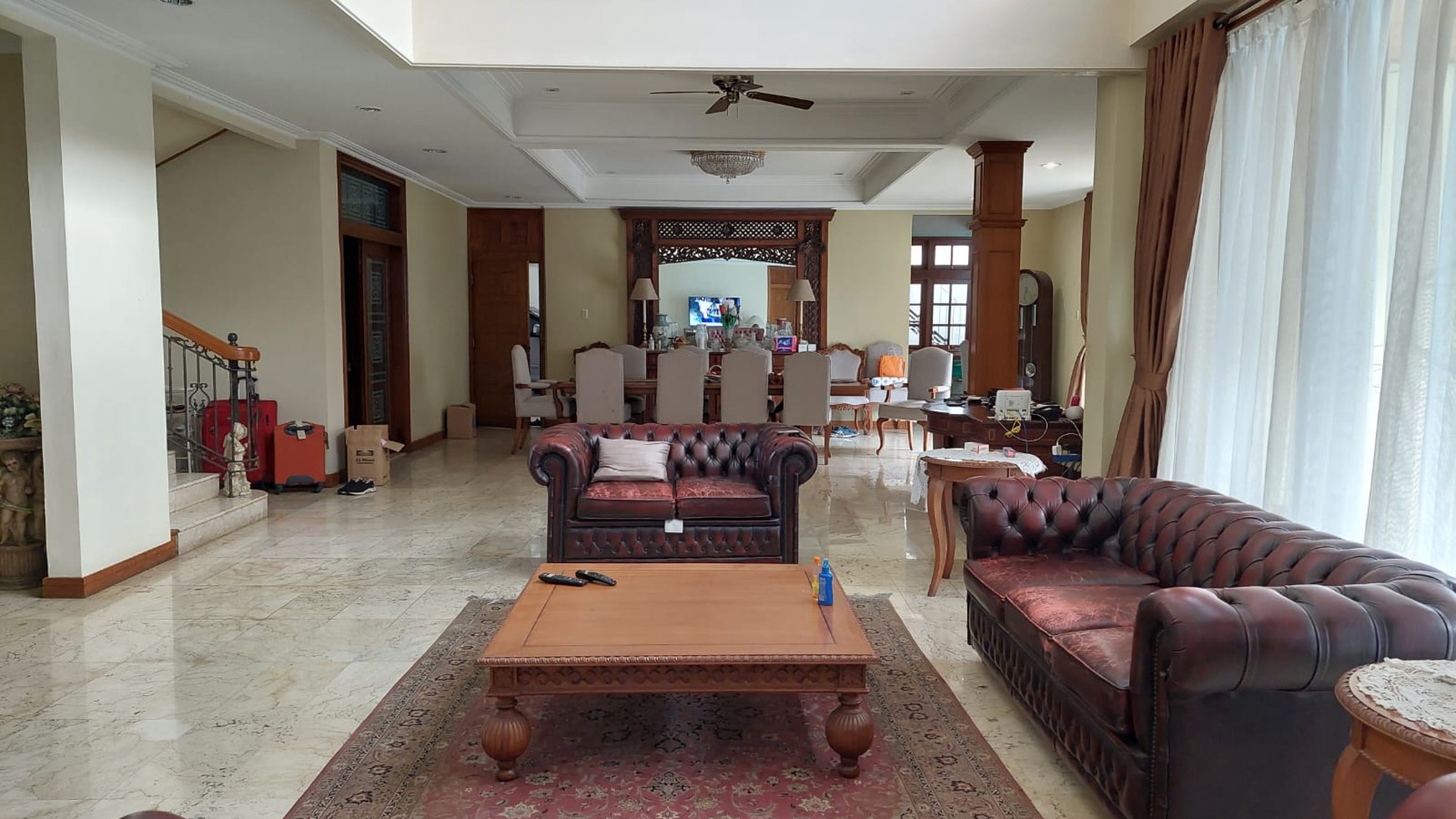 Rumah Asri Ancol Timur Ada Kolam Renang