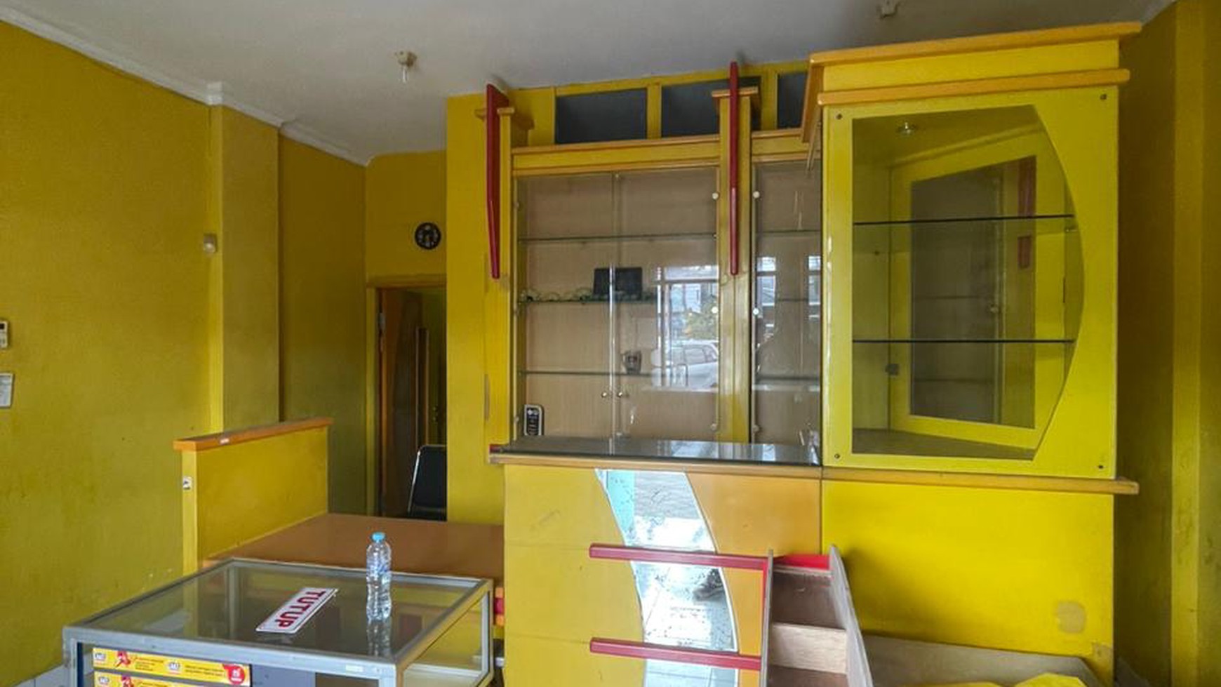 RUKO 3 LANTAI DI JALAN MAGELANG SIAP HUNI