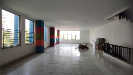Dijual Ruko Hook 3 lantai, di Boulevard, Lebar 7,5m di Grand Wisata