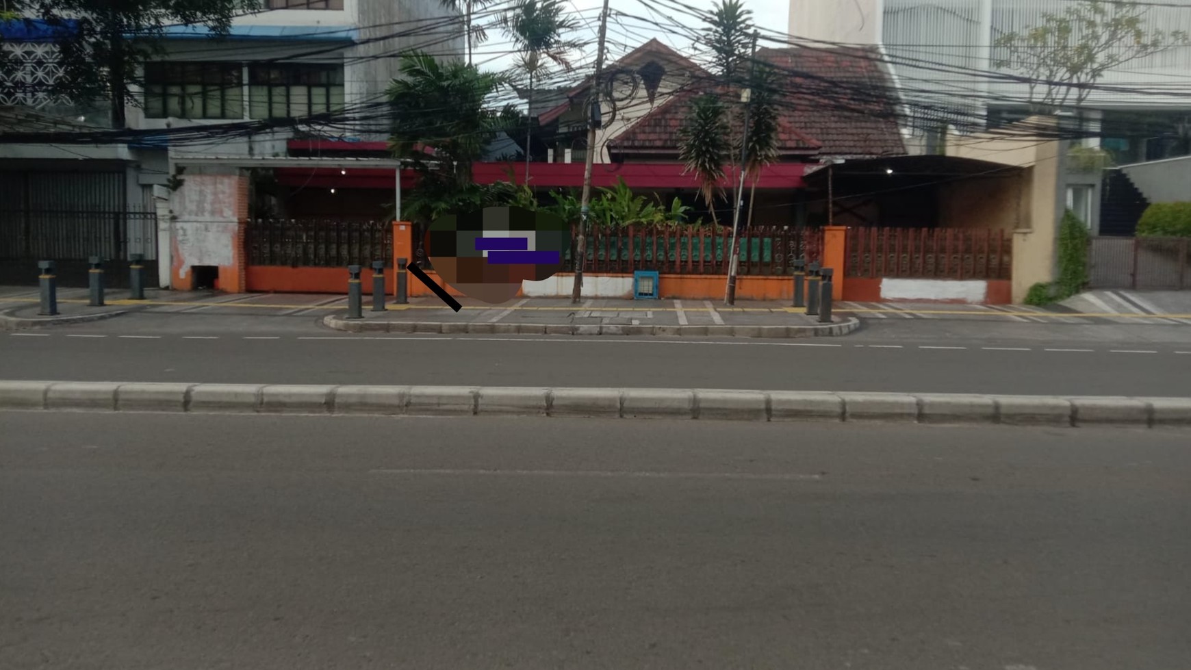 Rumah Jual Tanah Lokasi Jalan Utama Menteng