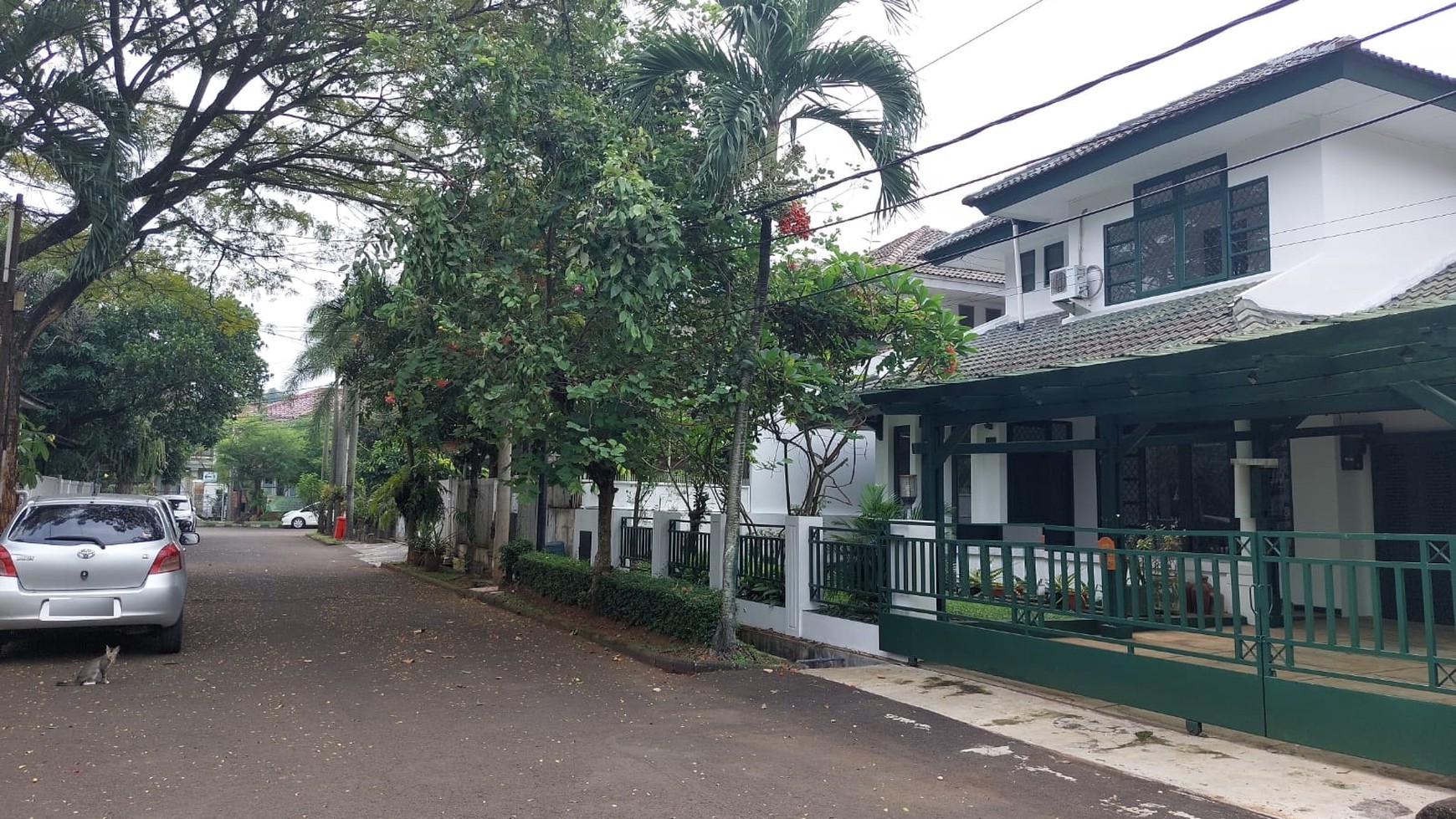 Rumah Asri, bagus bebas banjir di Bintaro