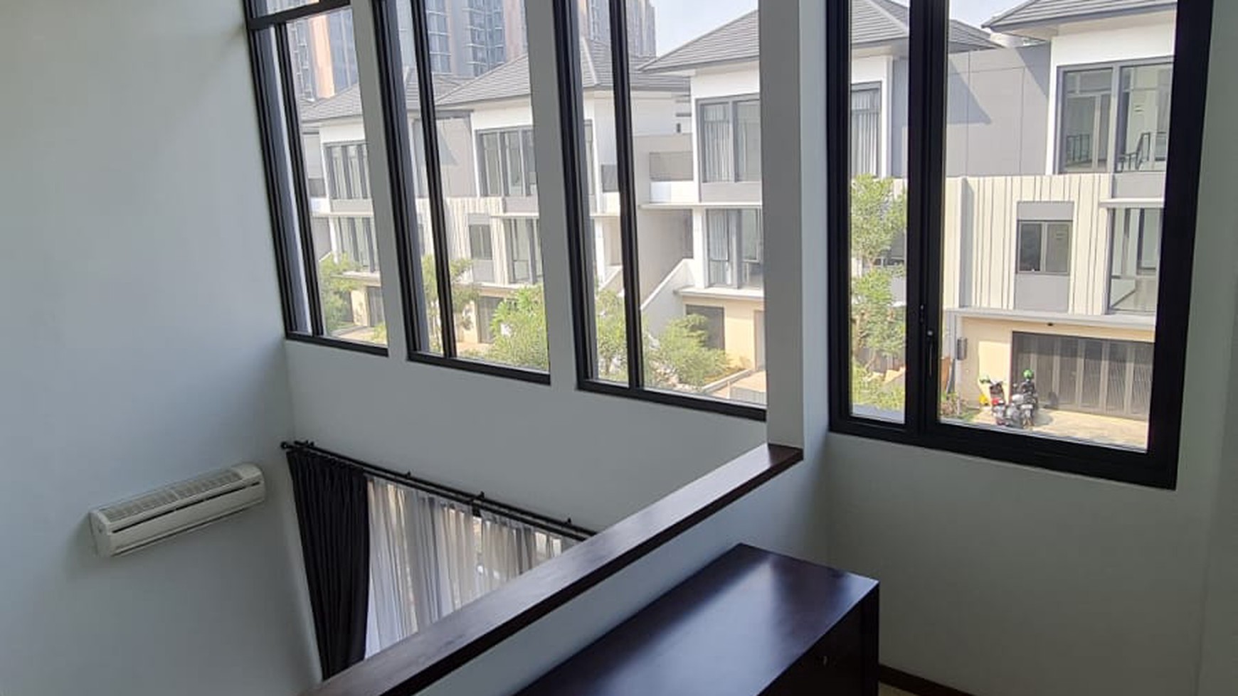 Unit Langka. Rumah Mewah Nava Park Lakewood, BSD