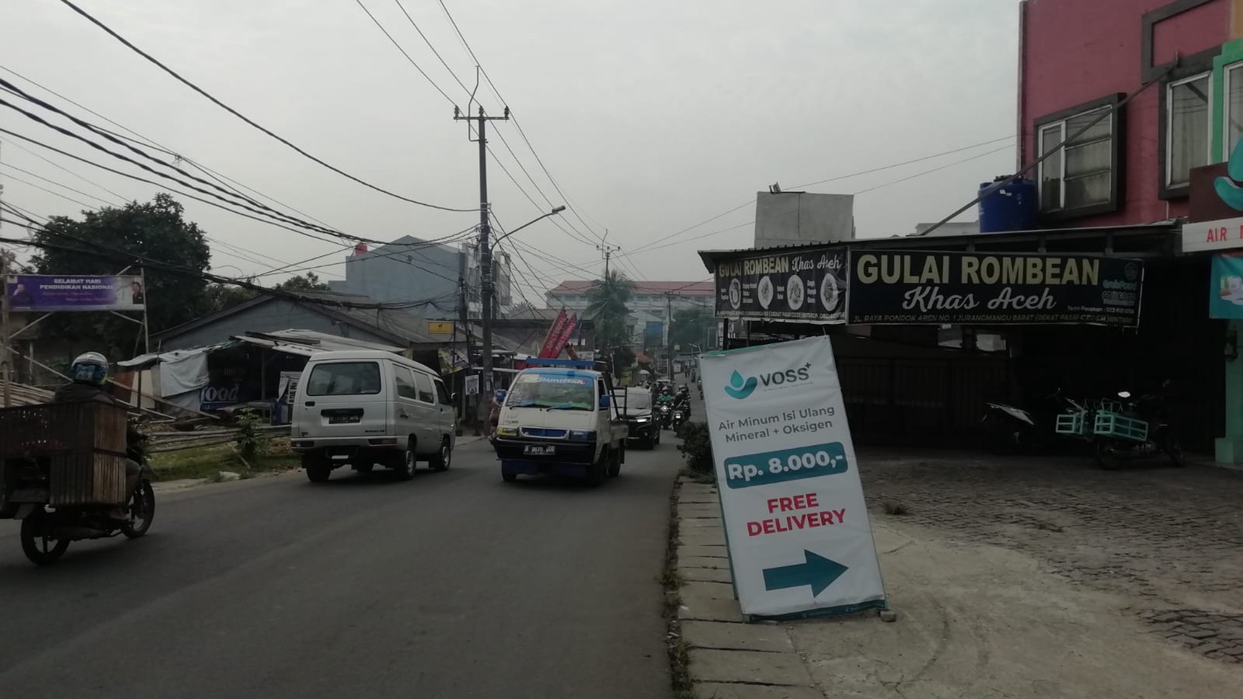 Rumah Lokasi Strategis Pinggir Jalan Raya dan Kawasan Ramai @Jl Ceger Raya