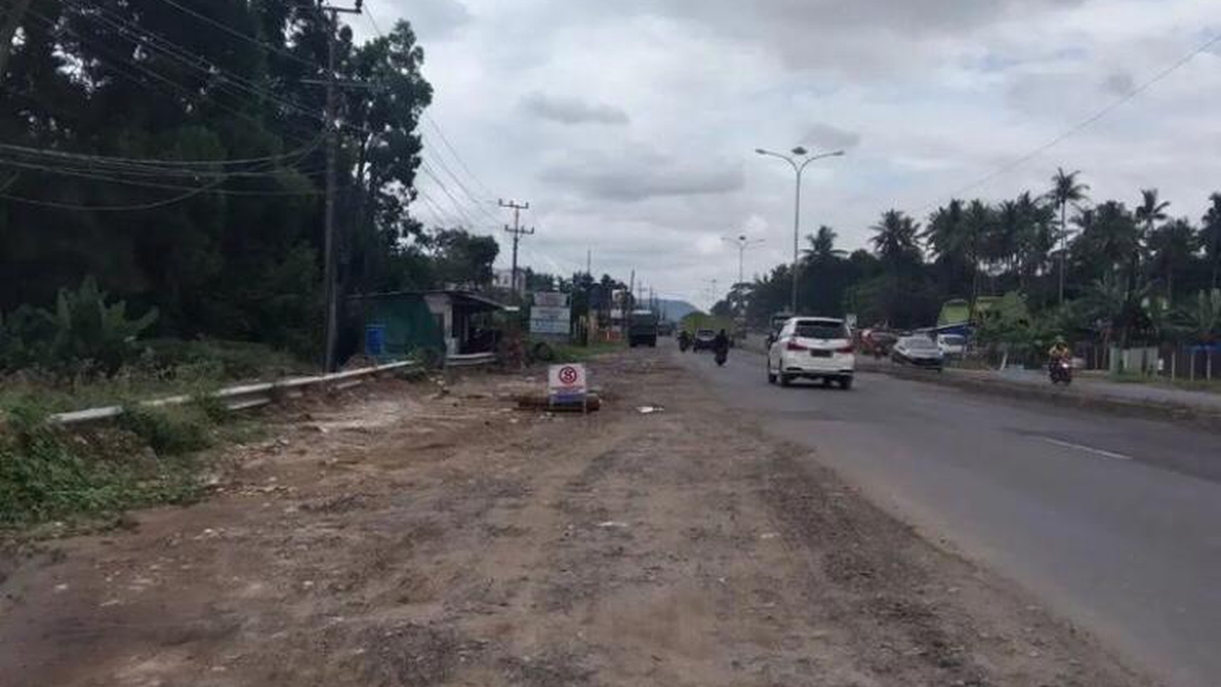 Tanah dipinggir jalan Soekarno-Hatta Baypass Bandarlampung