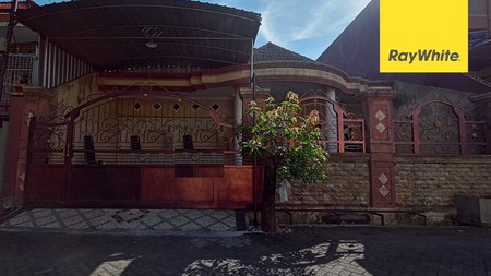 Rumah Full Furnish di Lebak Indah Timur, Surabaya 