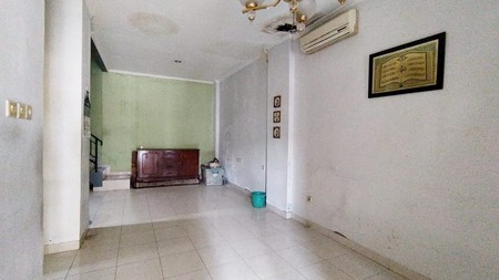 Rumah dalam Cluster dan Lokasi Strategis @Cornelia Residence, Graha Raya