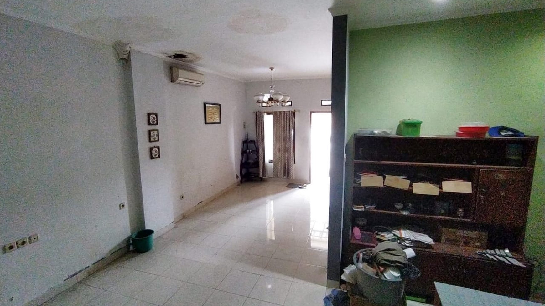 Rumah dalam Cluster dan Lokasi Strategis @Cornelia Residence, Graha Raya