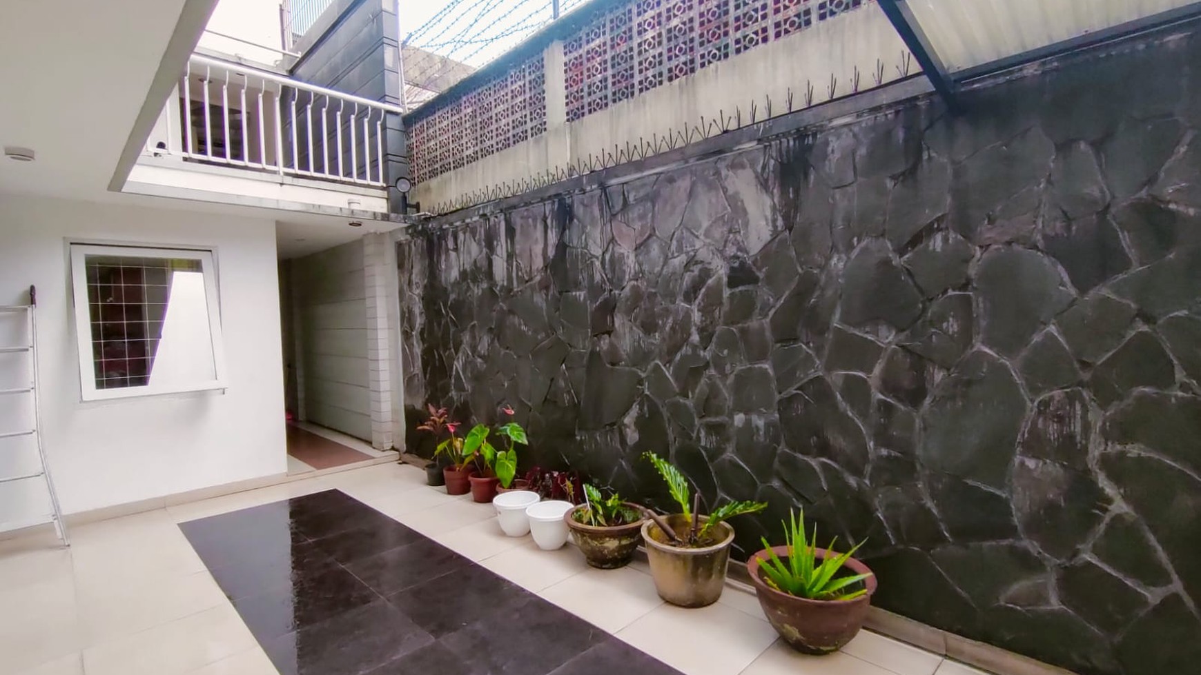 Rumah Cantik Setrasari