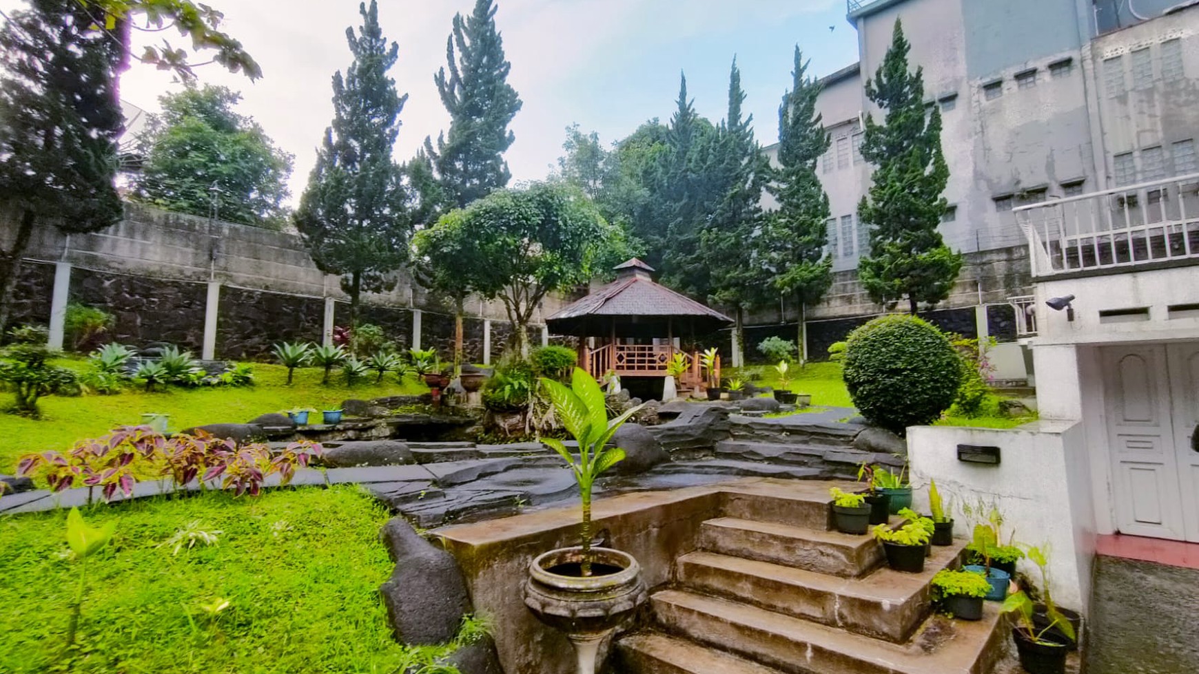 Rumah Cantik Setrasari