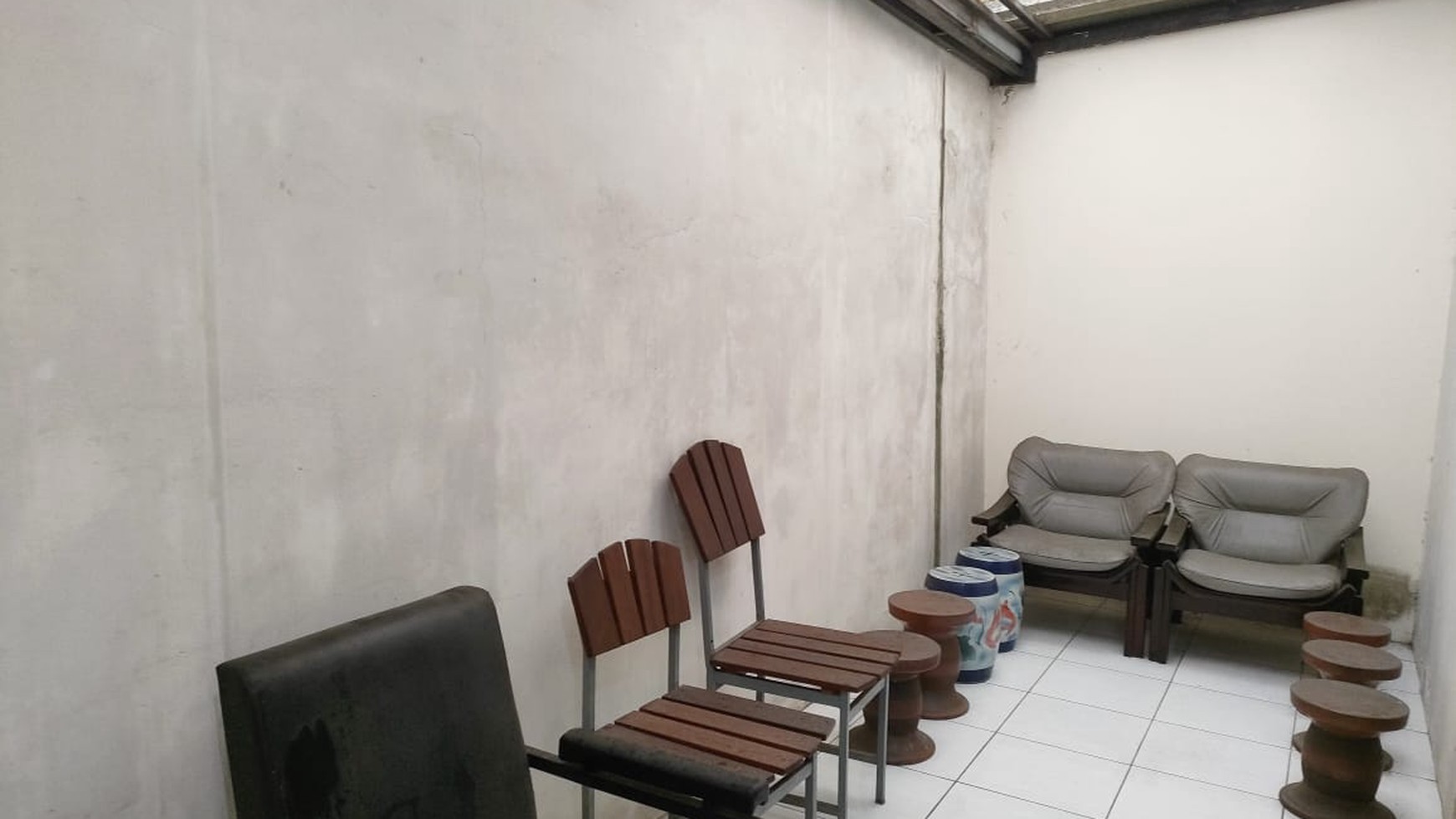 Rumah Setrasari