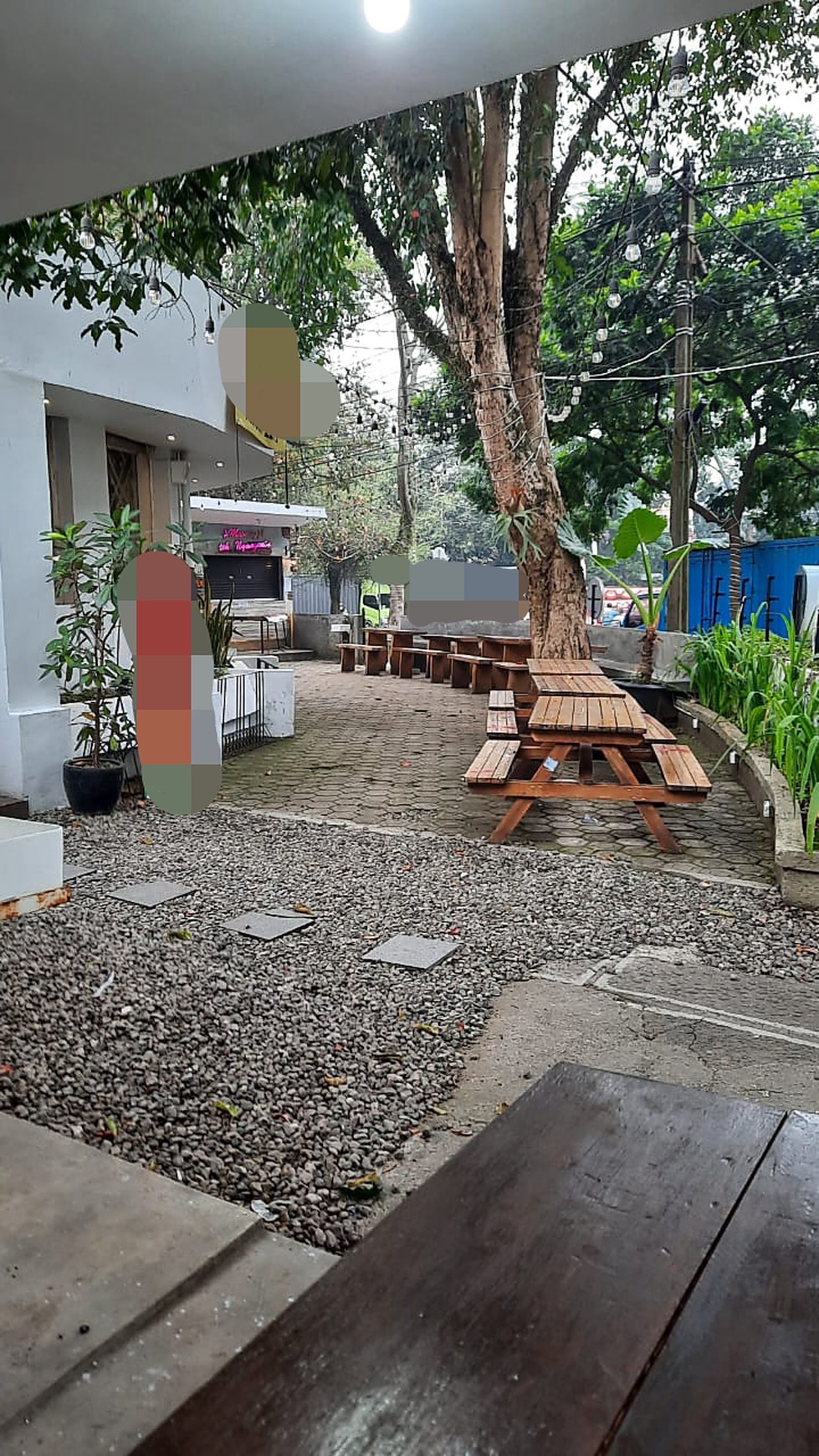 Rumah dan Tempat Usaha di Mainroad, Sayap Riau Bandung