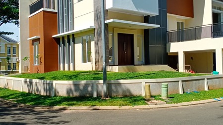 RUMAH BAGUS DI LOKASI HIJAU DAN STRATEGIS