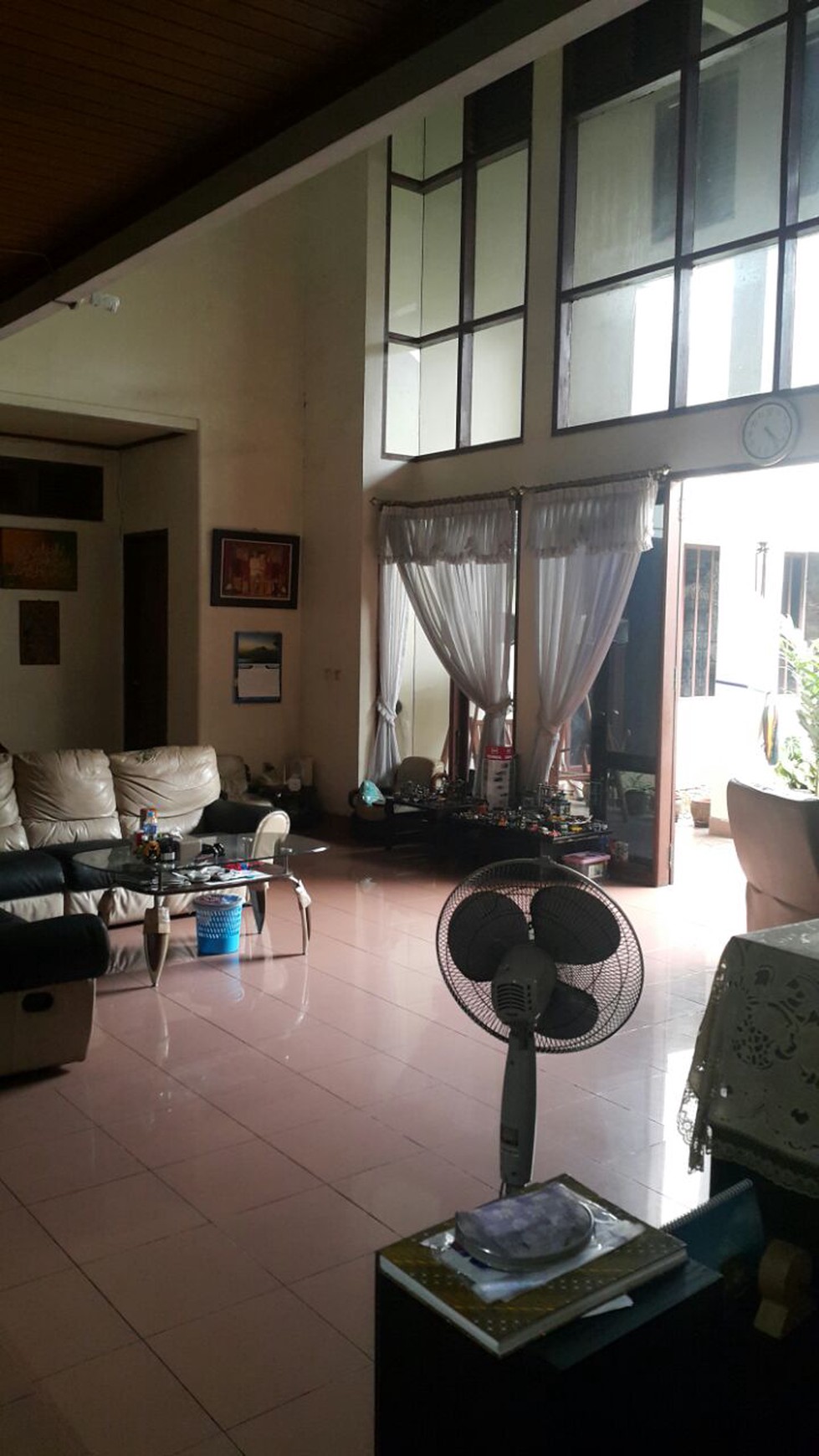 Dijual Rumah - Jl. Anggrek, Kebon Jeruk - Jakbar