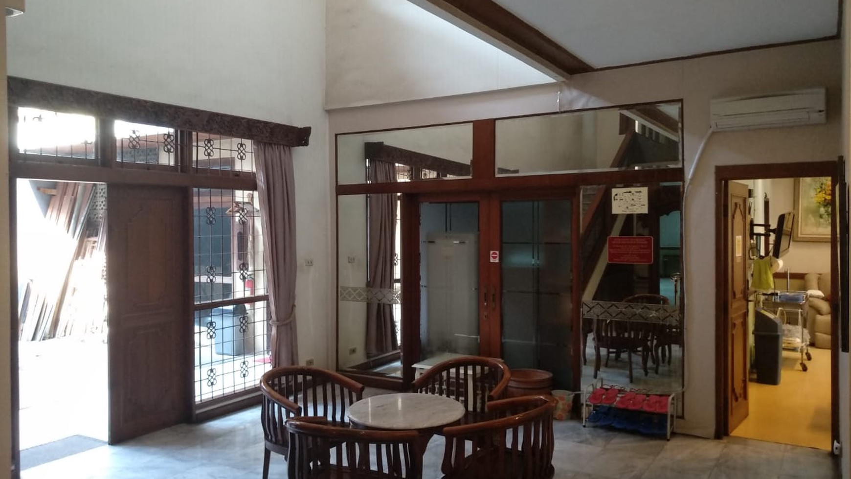 Dijual Rumah Mewah - Kebayoran Baru - Jakarta Selatan