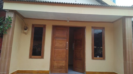 Rumah minimalis di Surabaya