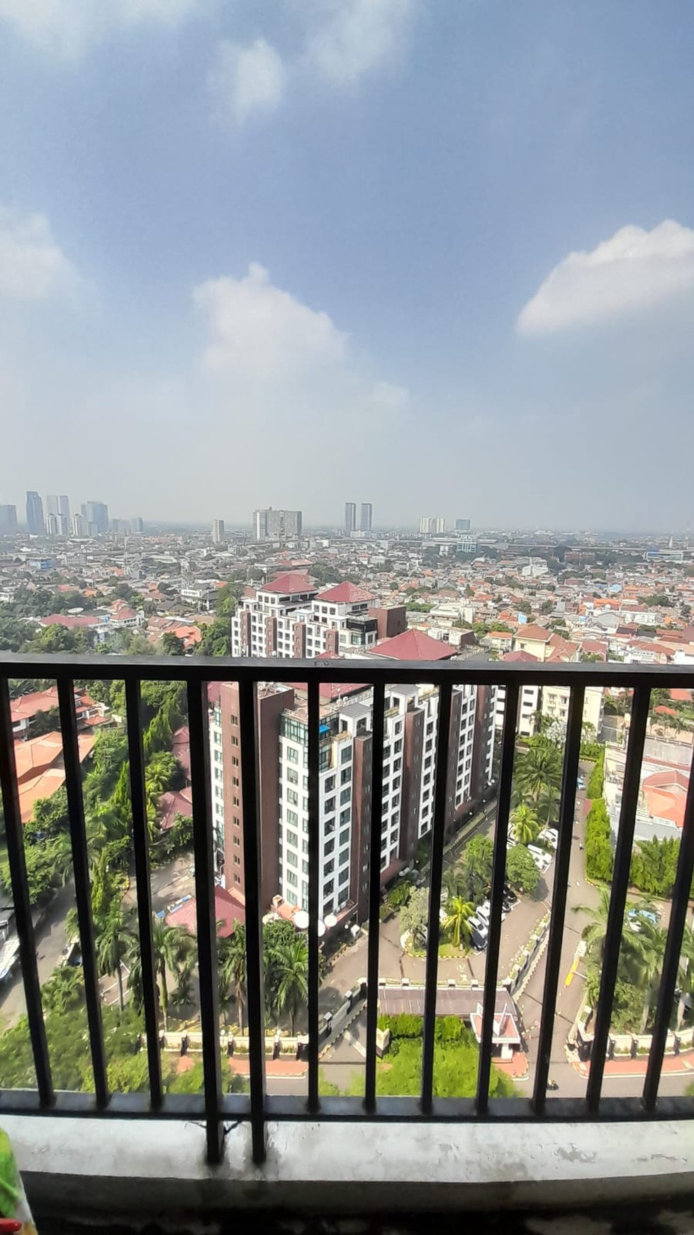 Apartemen Hampton Park, luas 105meter di Pondok Indah, Jakarta Selatan