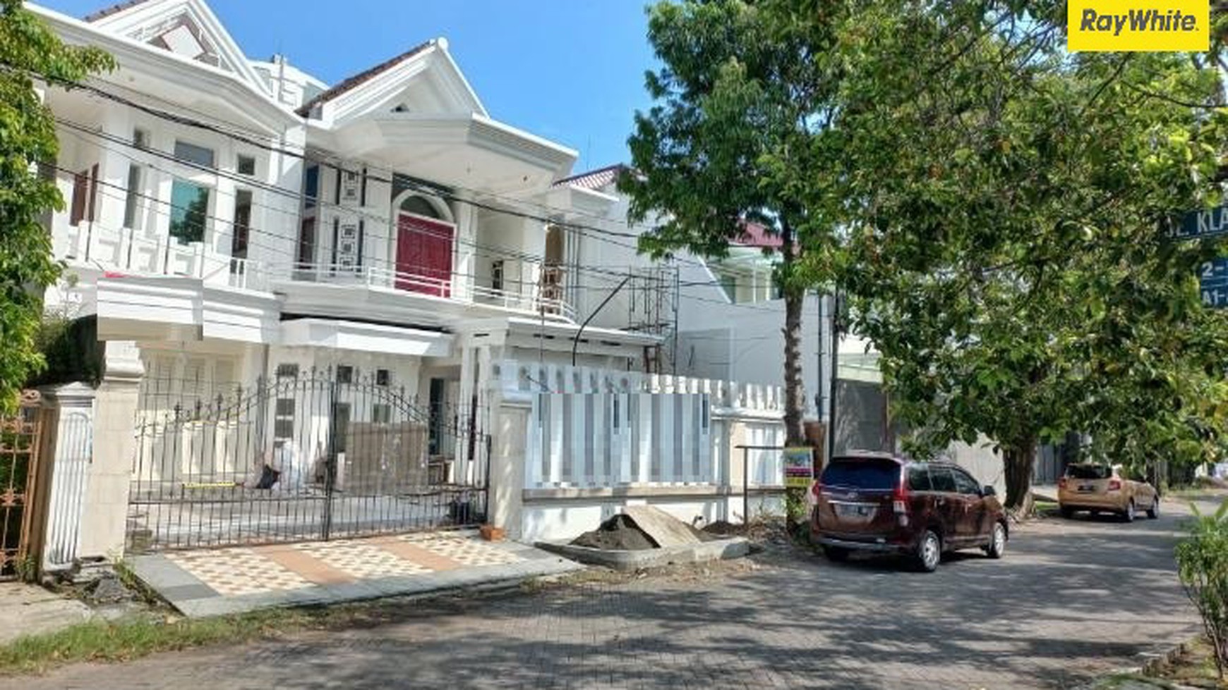 Dijual Rumah 3 lantai SHM di Wisma Mukti Surabaya