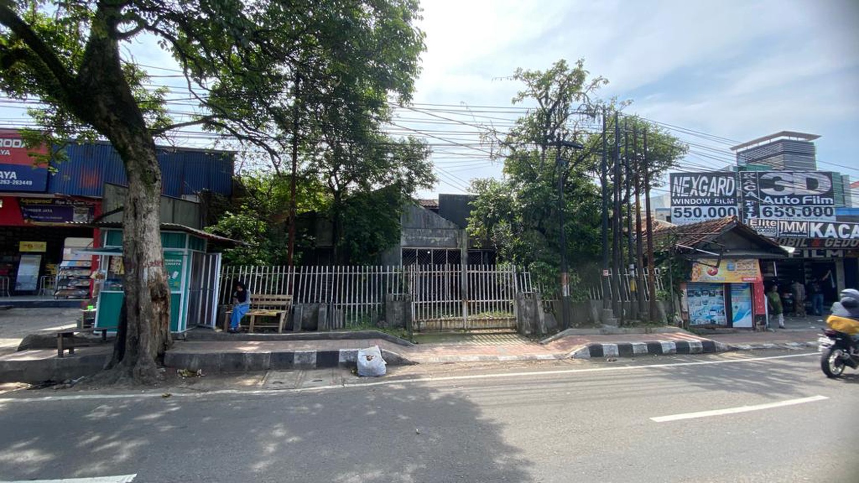 Lokasi Pusat Kota Cianjur , hitung Tanah saja