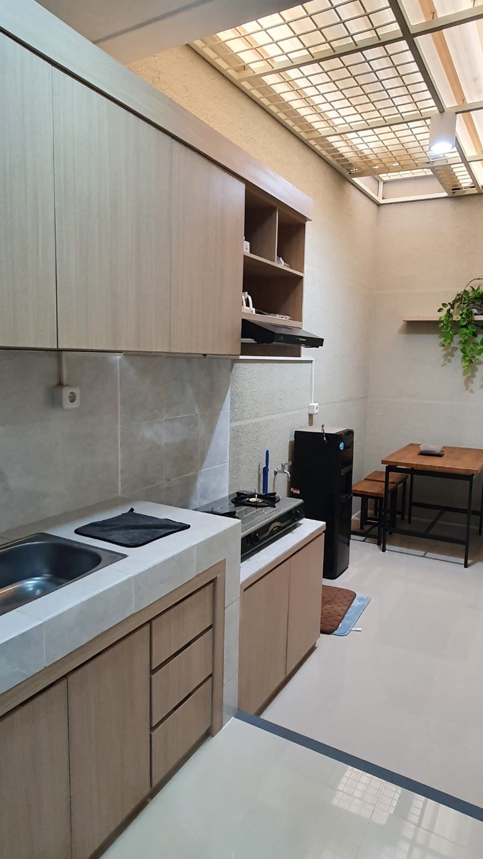 Dijual Rumah Cantik Full Furnished North West Citraland Utara Surabaya