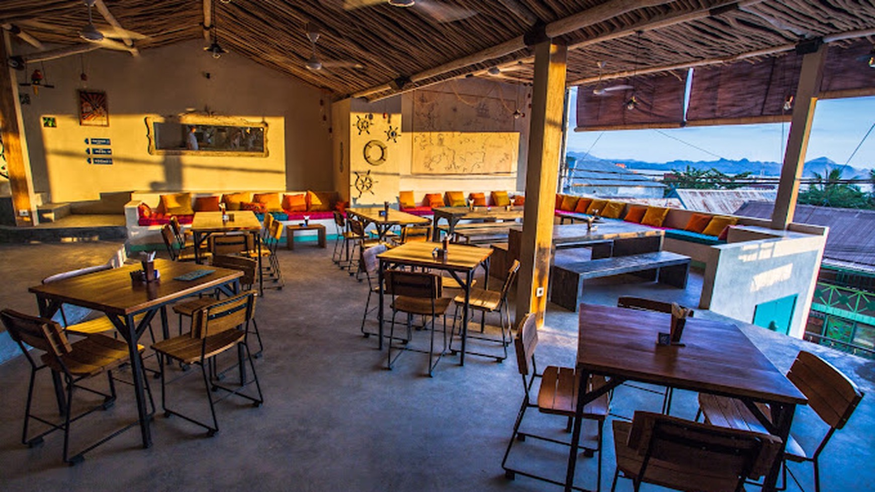 For Sale Freehold - Restaurant , bar and rooms  with  harbour view in the tourist centre of  Labuan Bajo city  , East Nusa Tenggara