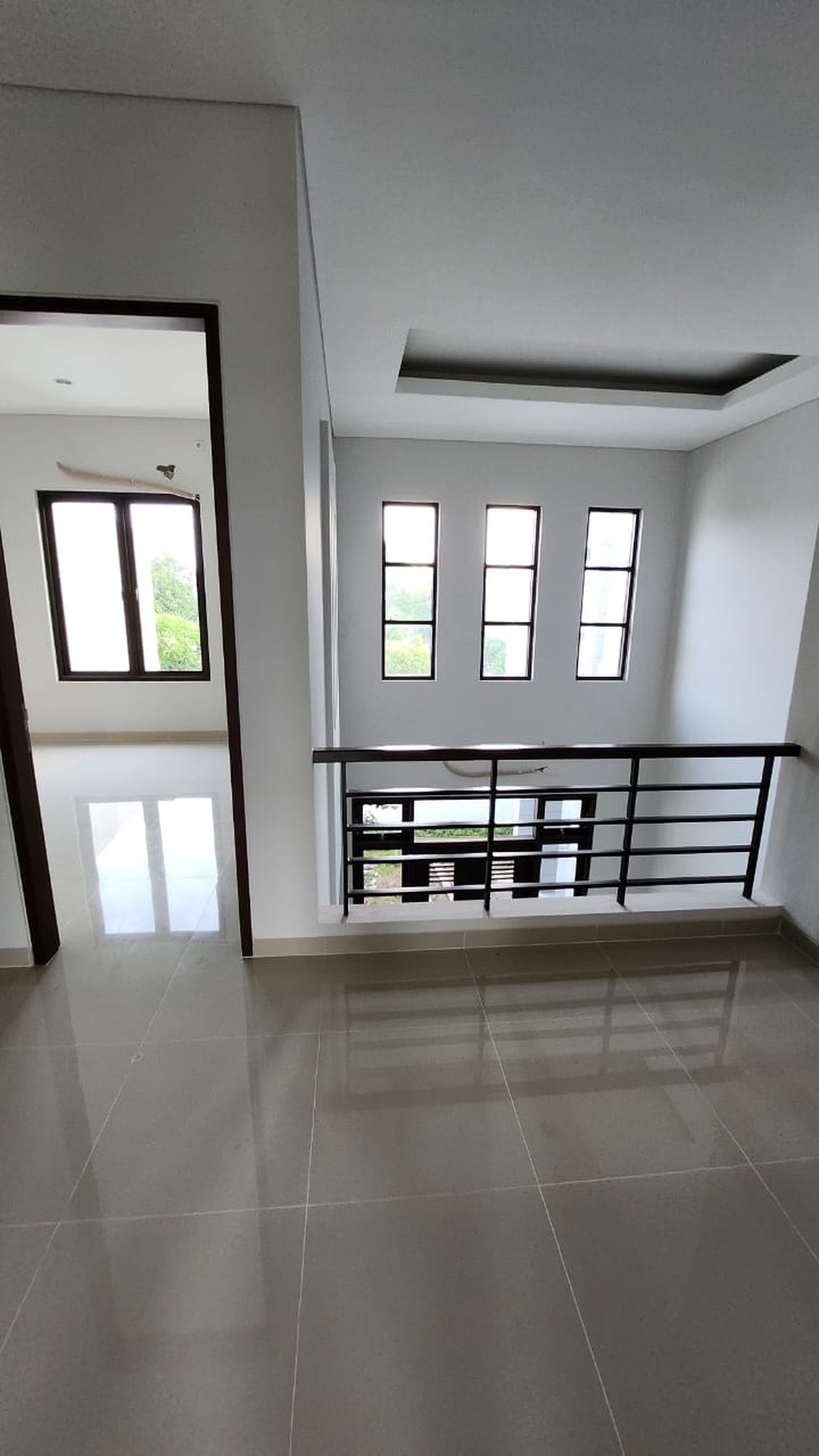 Dijual Rumah Cantik Siap Huni Royal Residence Wiyung Surabaya Barat