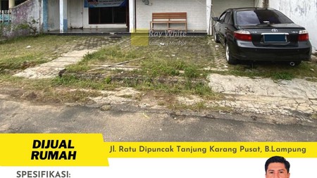 Rumah di tengah kota Jalan Ratu Dipuncak Tanjung Karang Pusat