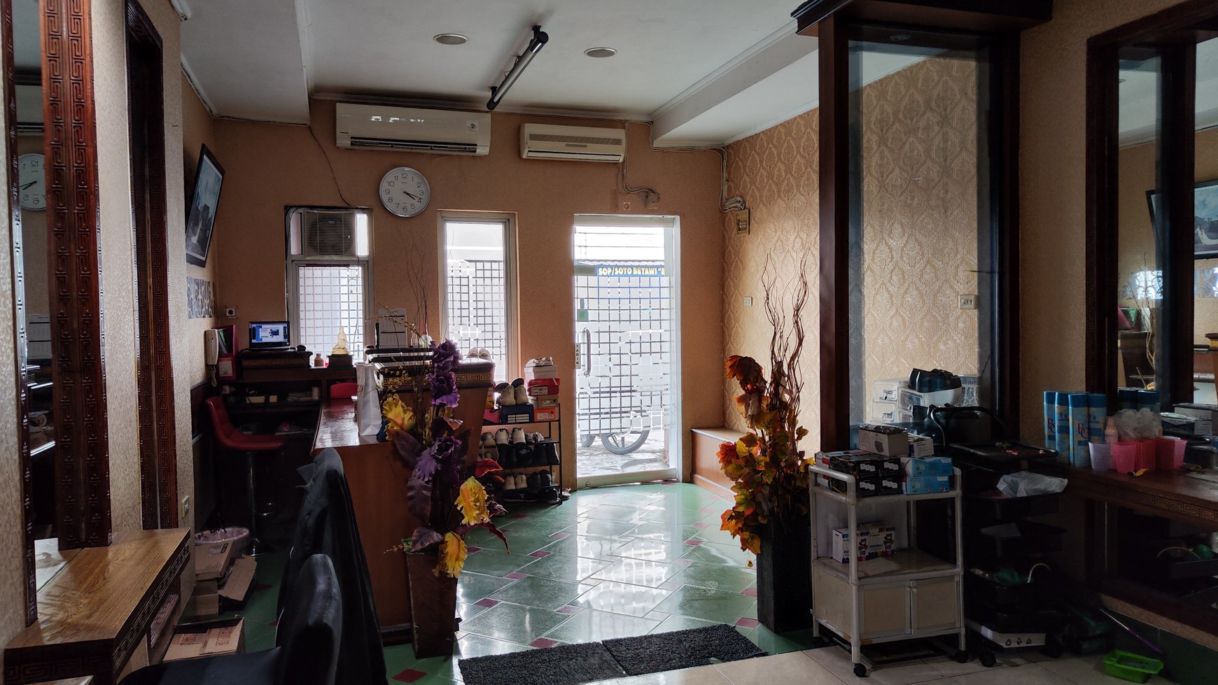 Ruko 3 Lantai cocok untuk Salon dan Bridal di Teluk Betung