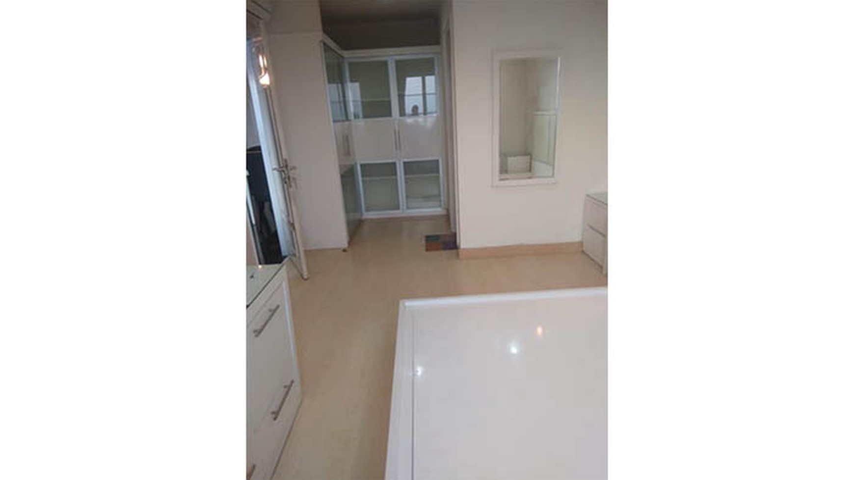 Apartemen MOI  French Walk Twr Lourdes, Kelapa Gading Luas 110m2