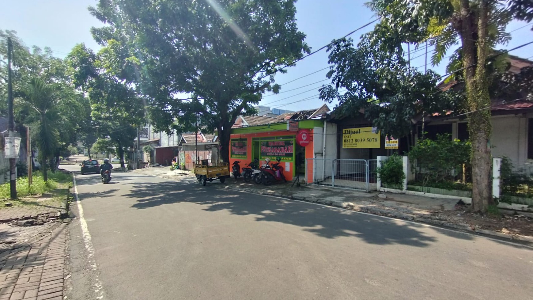 Jual Cepat Rumah Pinggir Jalan Raya Rawa Buntu Griya Loka BSD, Area Komersial Bisa Buat Usaha