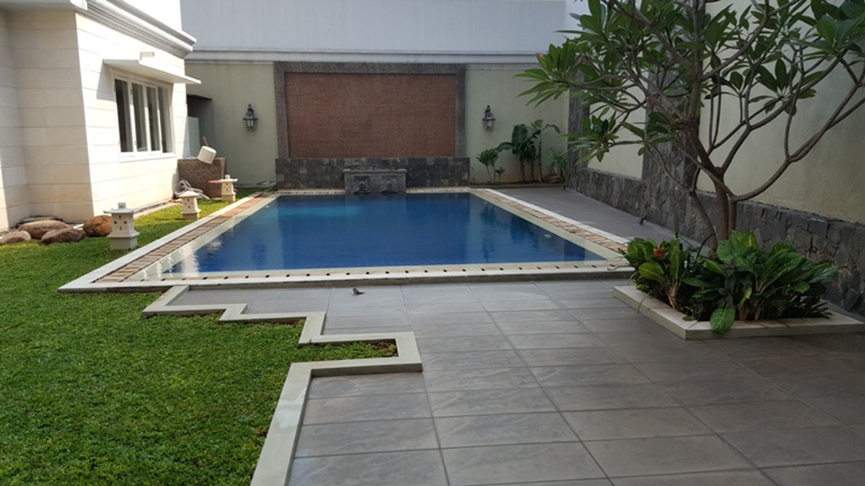 Excellent House in Pejaten Barat