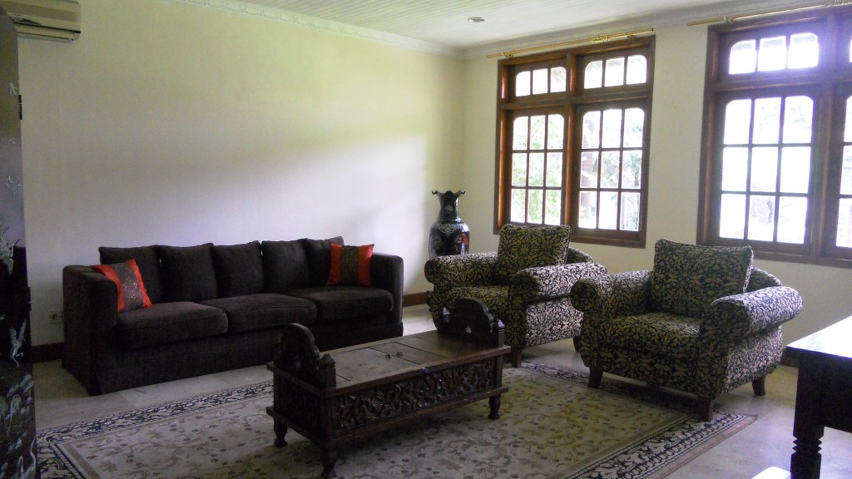 For Rent House at kemang