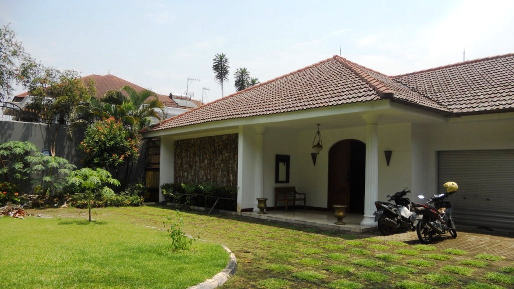 For Rent House at kemang