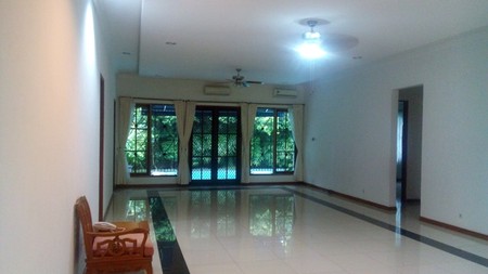 Modern Homey And Lovely House In east kemang