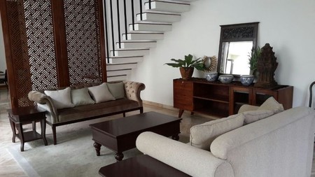 Town house For Rent in kemang