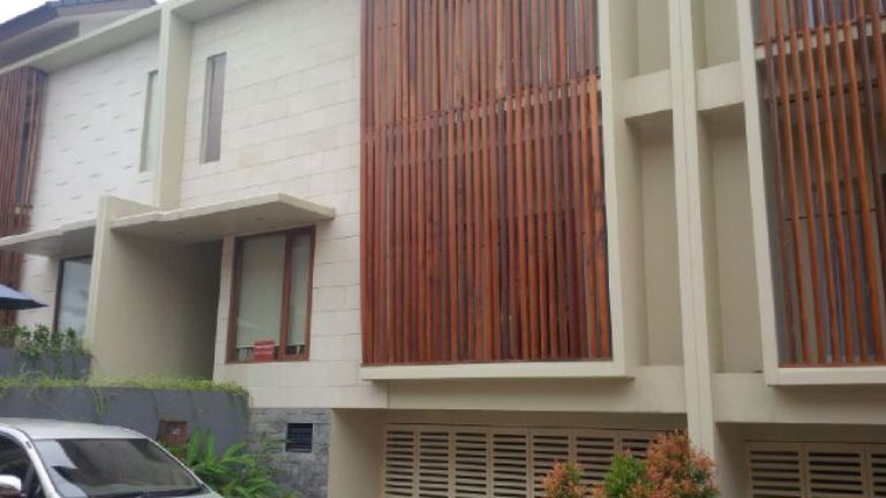 Town house For Rent in kemang