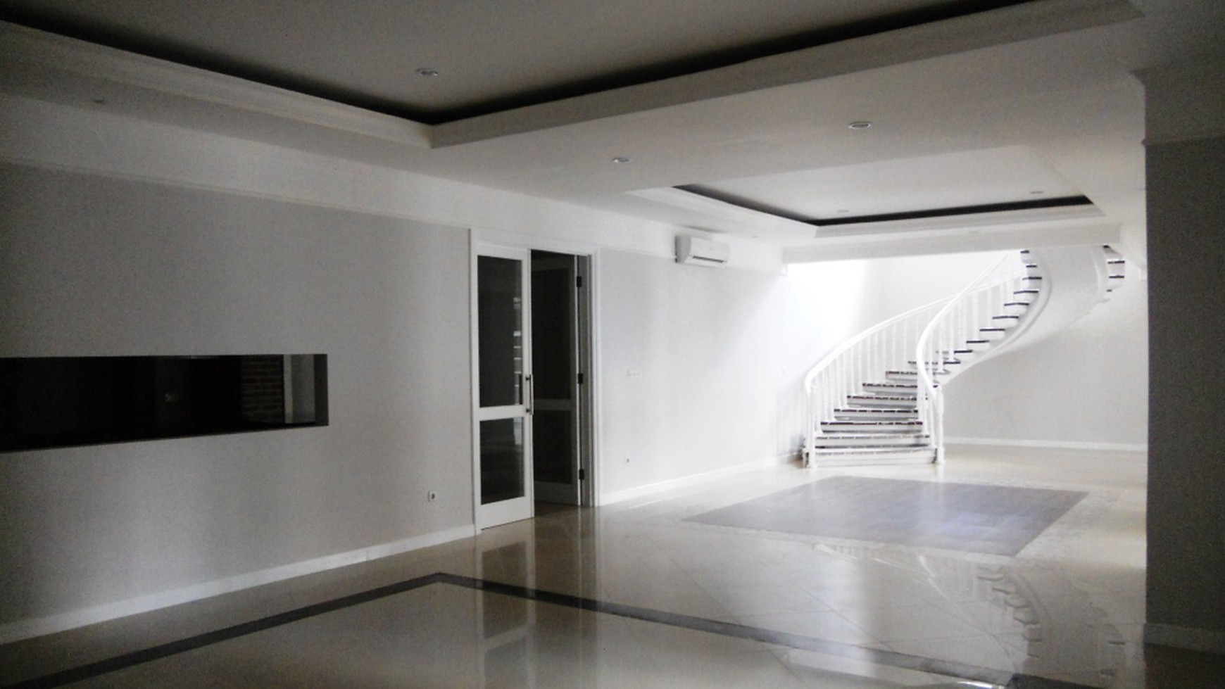 Good and Bright House in Kemang