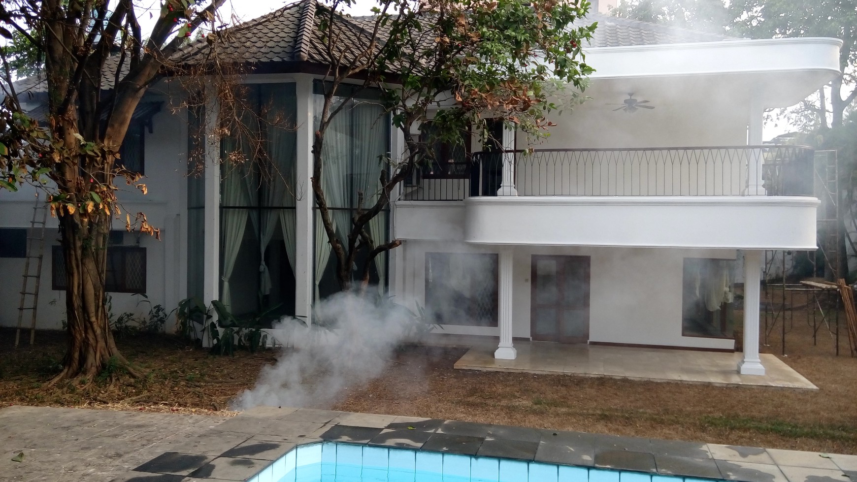 Nice town House with huge backyard in Kemang Timur