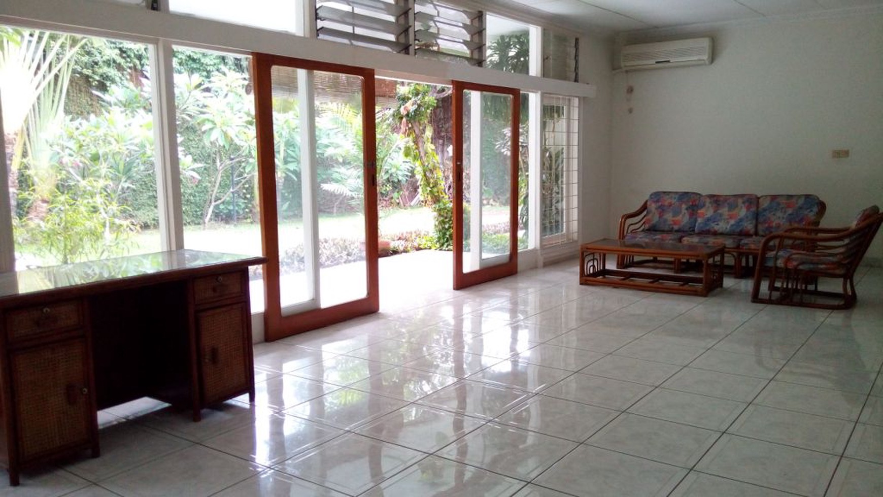 Classic House With Pool and Big Garden in Kemang " The Price Can Be Negotiable "