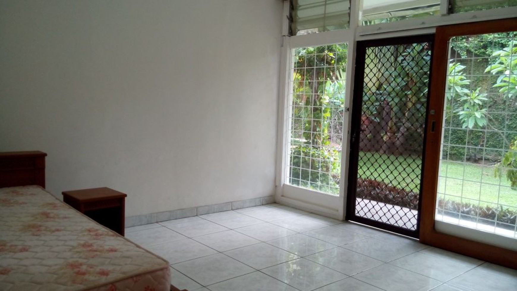 Classic House With Pool and Big Garden in Kemang " The Price Can Be Negotiable "