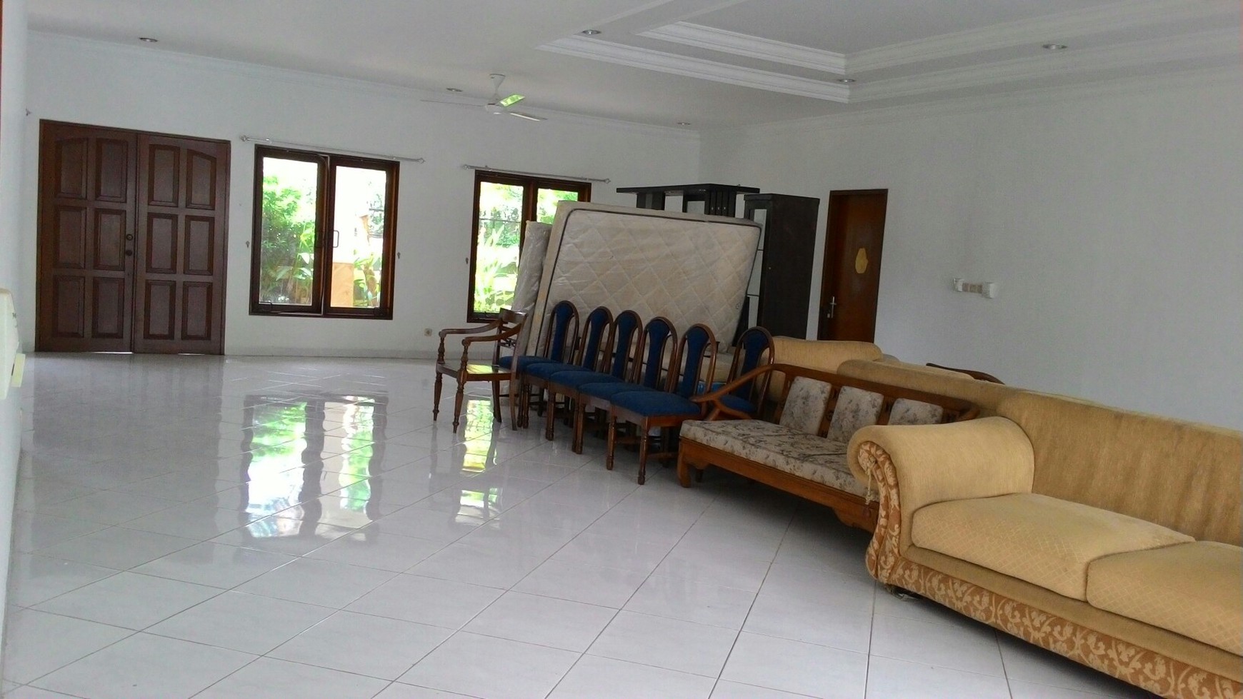 Cozy House For Rent In Kemang