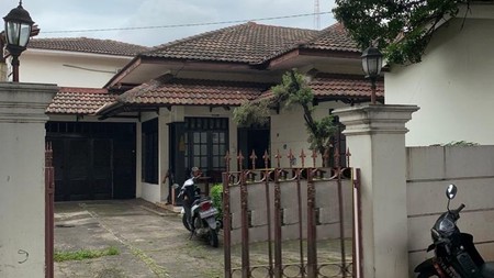 Rumah siap huni di Kebon Jeruk, Joglo