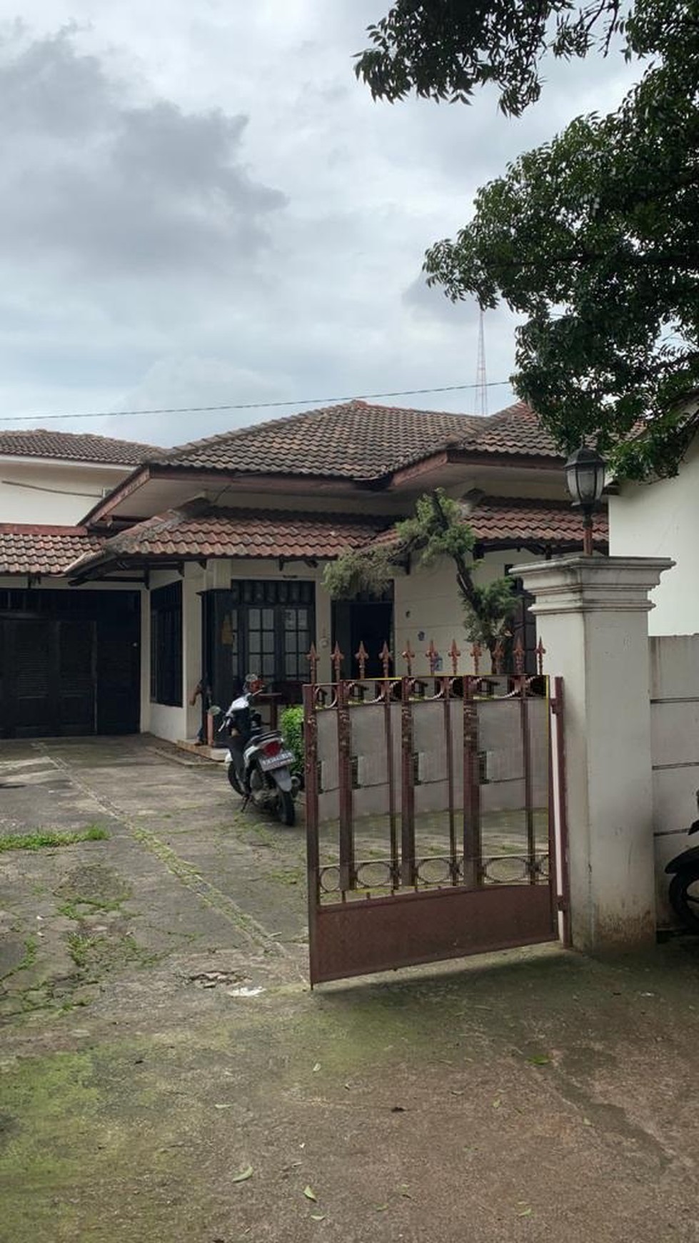 Rumah siap huni di Kebon Jeruk, Joglo