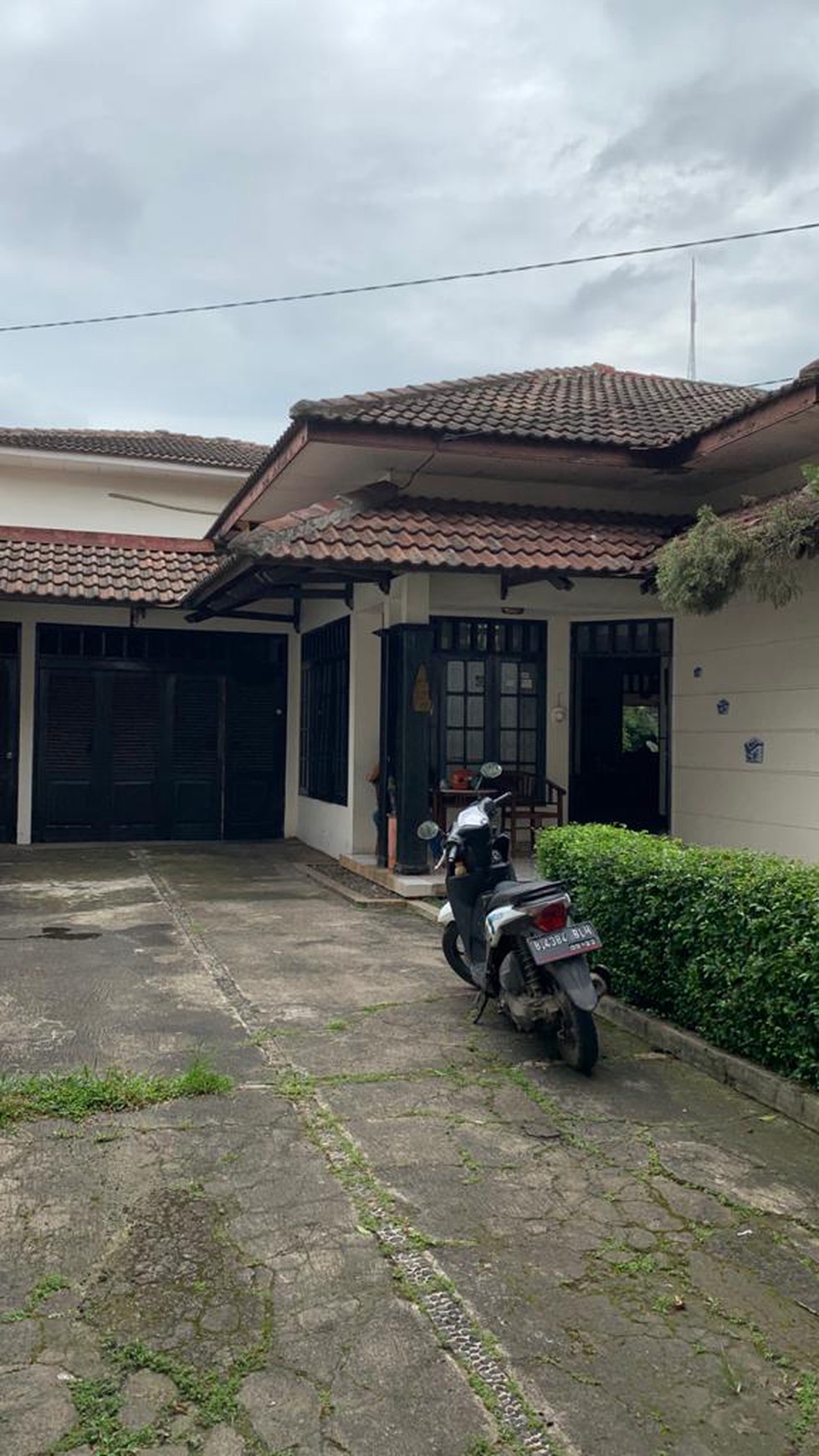 Rumah siap huni di Kebon Jeruk, Joglo